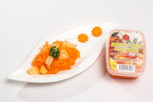 MRKVOVÝ SALÁT S ANANASEM